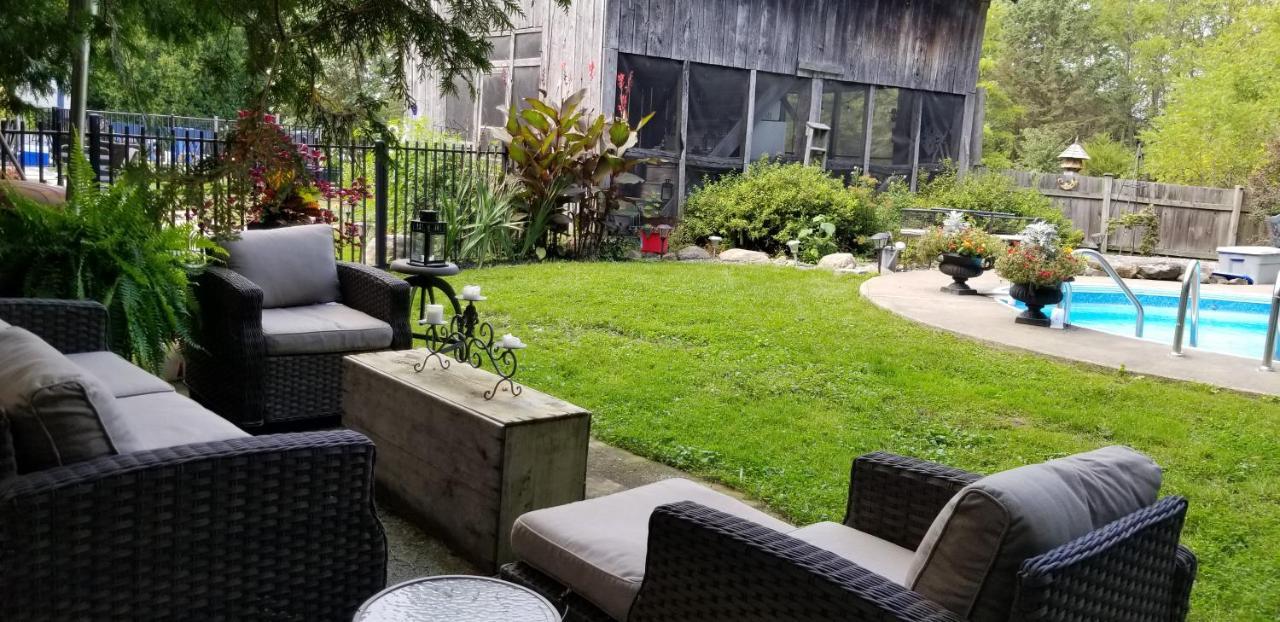 The Walnut Grove Bnb Harrow Exterior foto